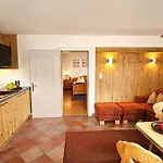 Hechenbergerhof ビヒルバッハ