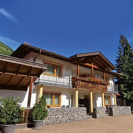 Hechenbergerhof ビヒルバッハ