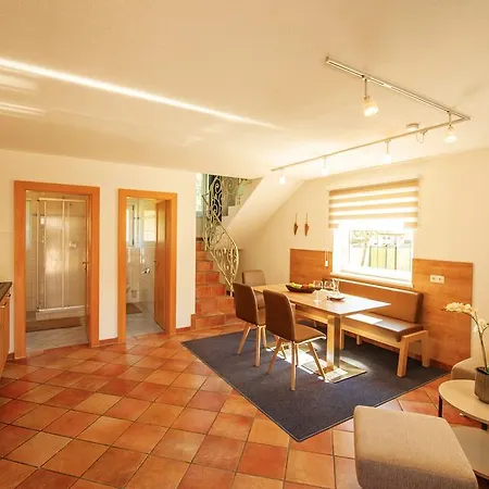 Hechenbergerhof Apartment *